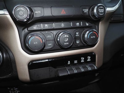 2022 RAM 1500 Laramie Crew Cab 4x4 5'7" Box