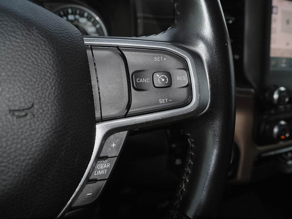 2022 RAM 1500 Laramie Crew Cab 4x4 5'7" Box