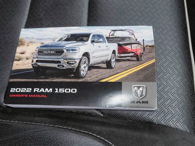 2022 RAM 1500 Laramie Crew Cab 4x4 5'7" Box
