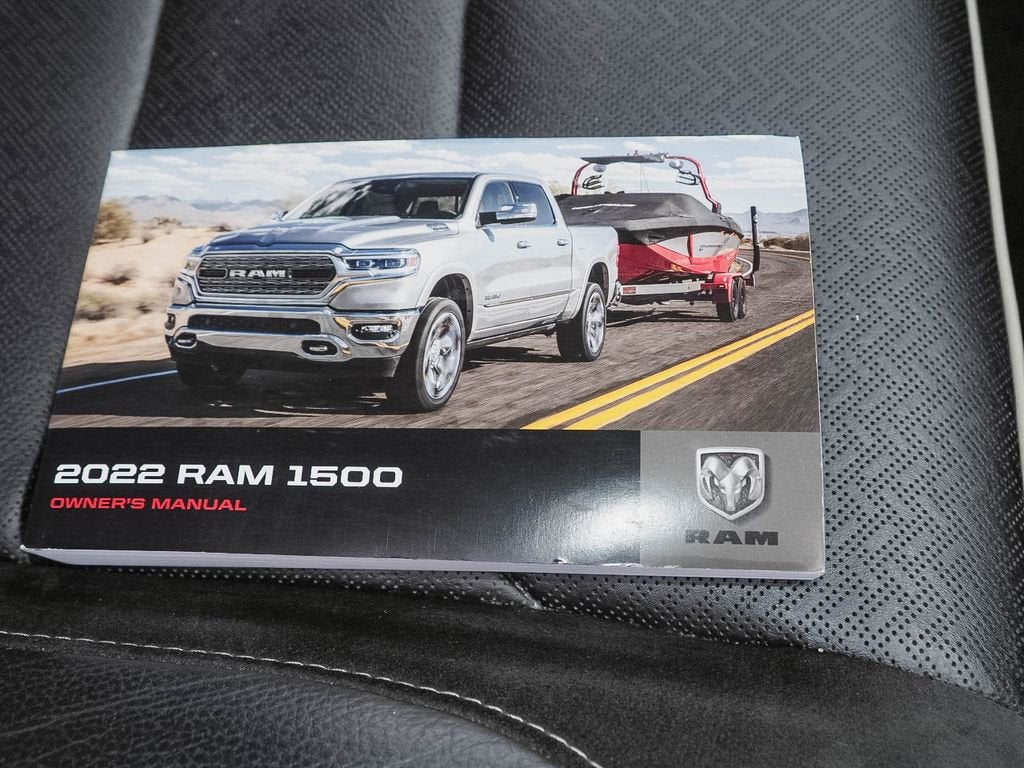 2022 RAM 1500 Laramie Crew Cab 4x4 5'7" Box