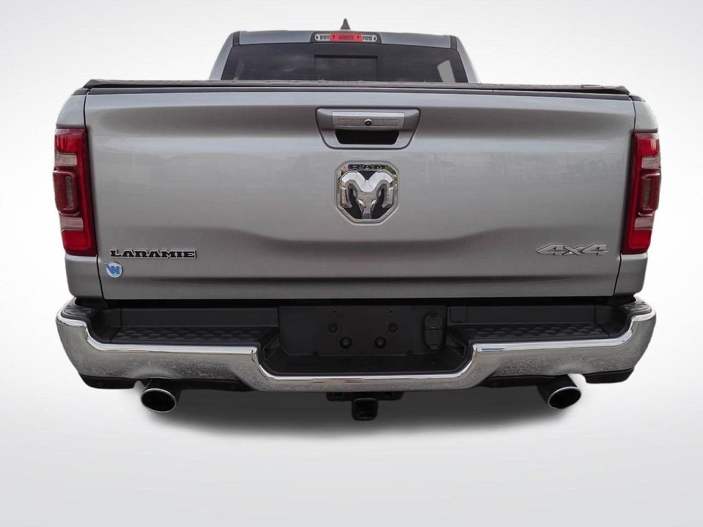 2022 RAM 1500 Laramie Crew Cab 4x4 5'7" Box