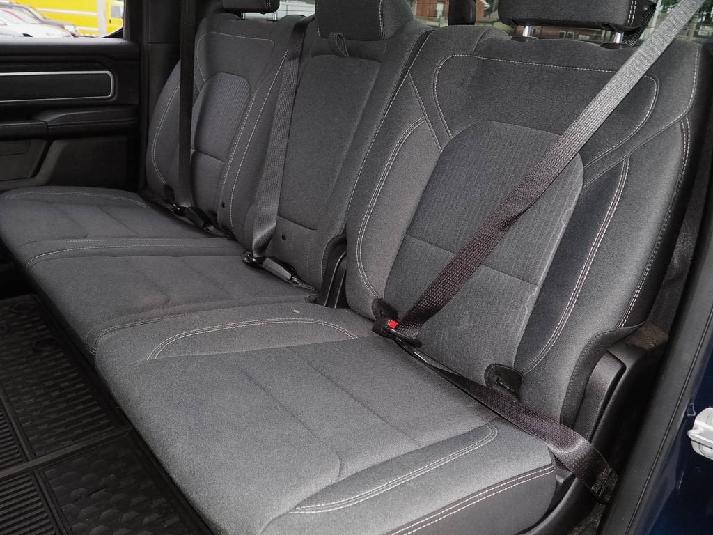2021 RAM 1500 Big Horn Crew Cab 4x4 6'4" Box
