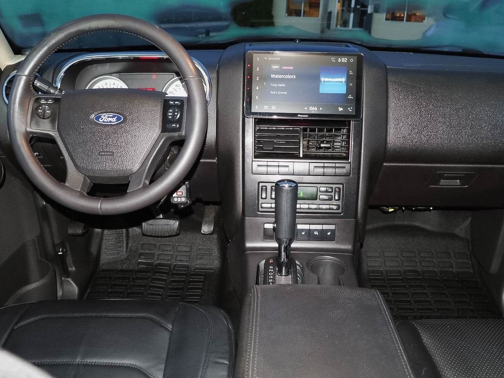 2010 Ford Explorer Sport Trac Limited