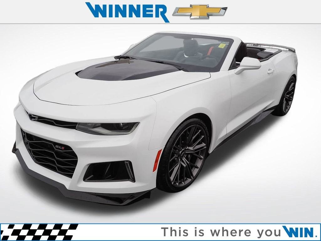 2021 Chevrolet Camaro ZL1 Convertible's photo
