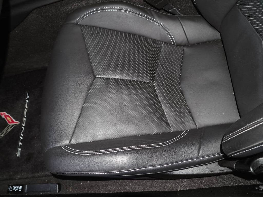 2023 Chevrolet Corvette Stingray 2LT