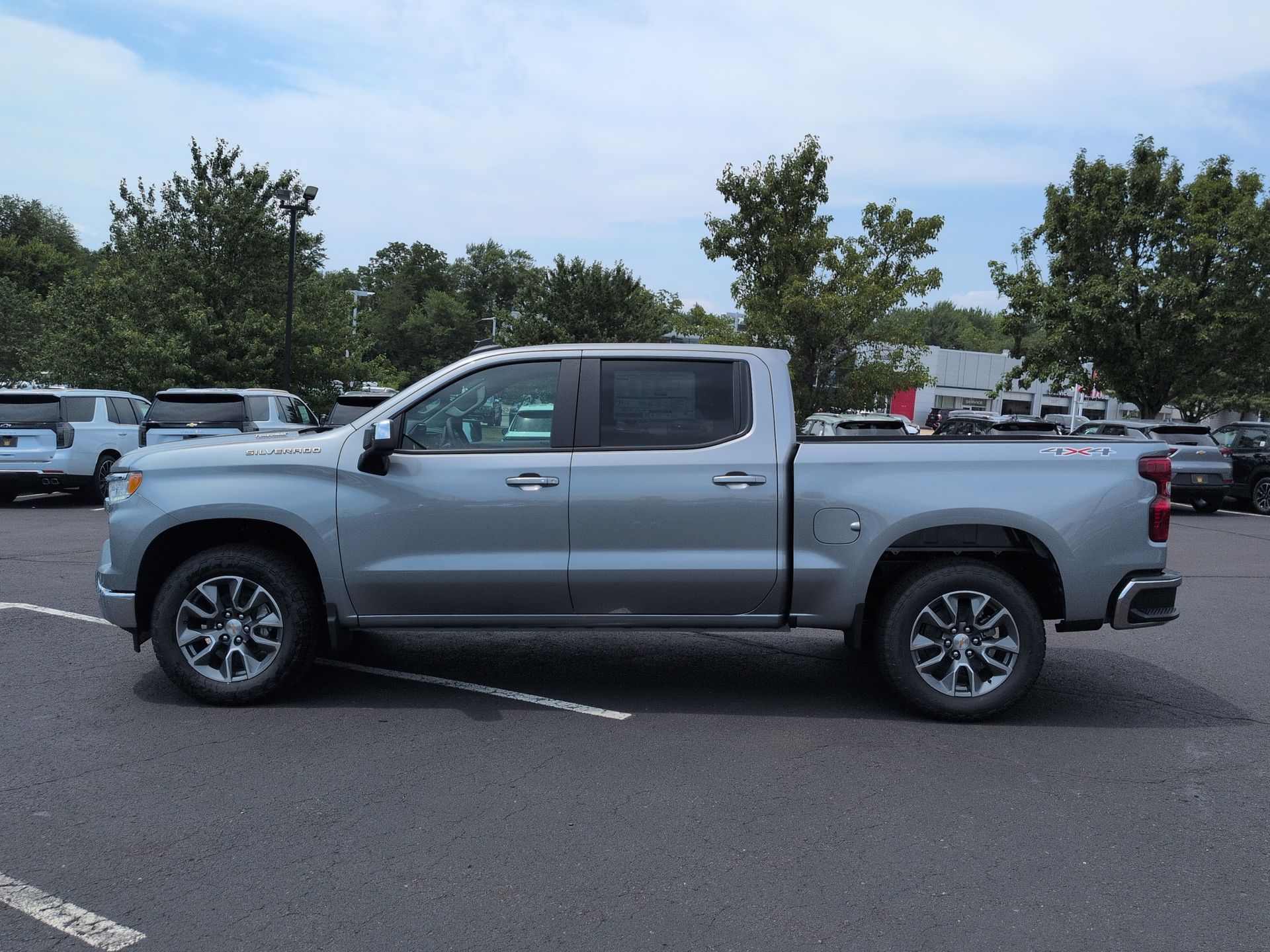 2026 Chevrolet Silverado 1500 LT (2FL)