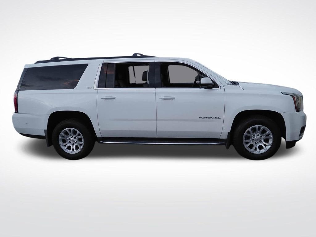 2017 GMC Yukon XL SLT