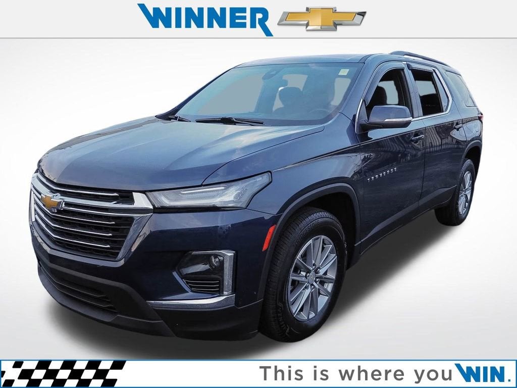 2023 Chevrolet Traverse LT Cloth