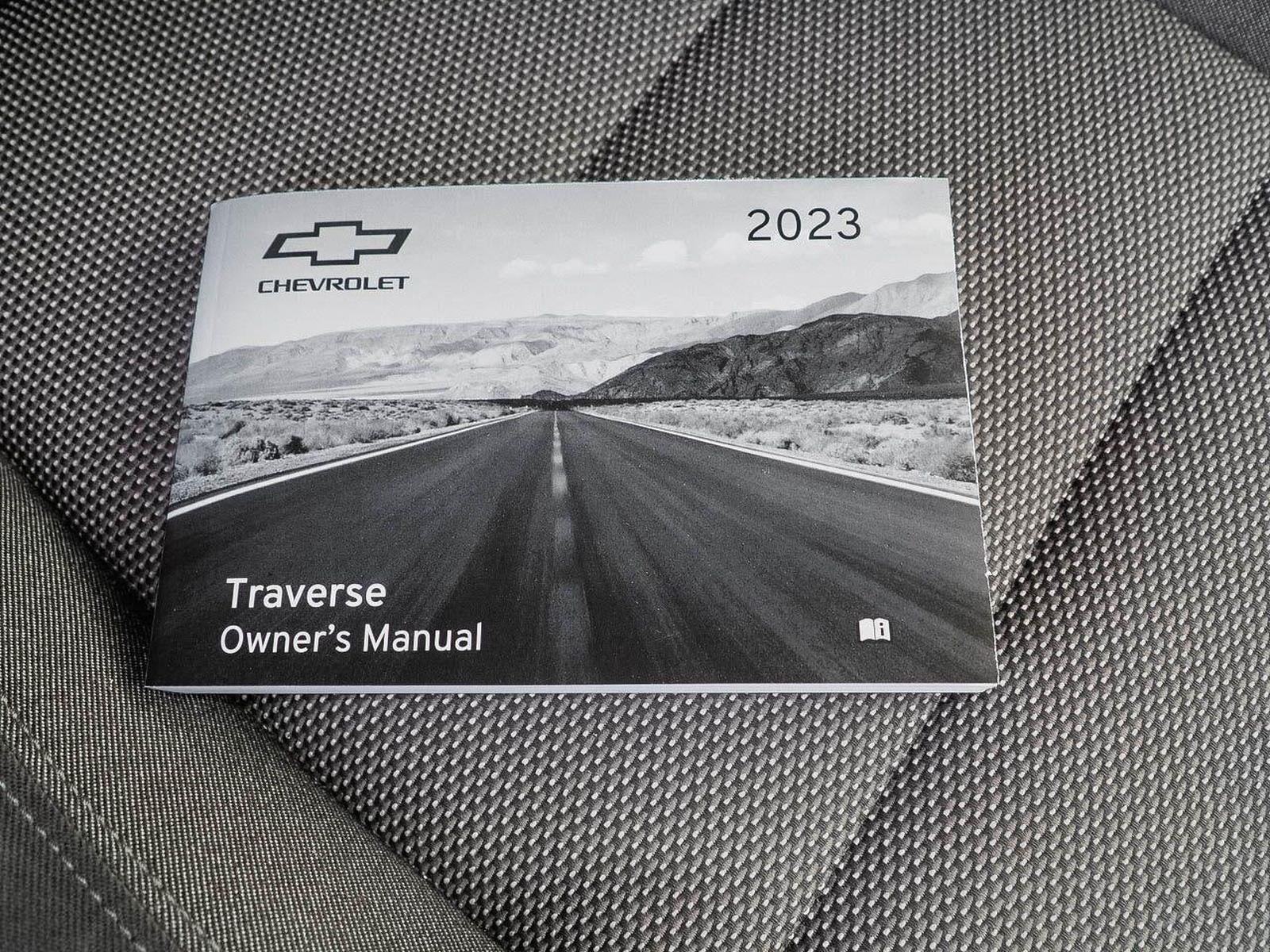 2023 Chevrolet Traverse LT Cloth