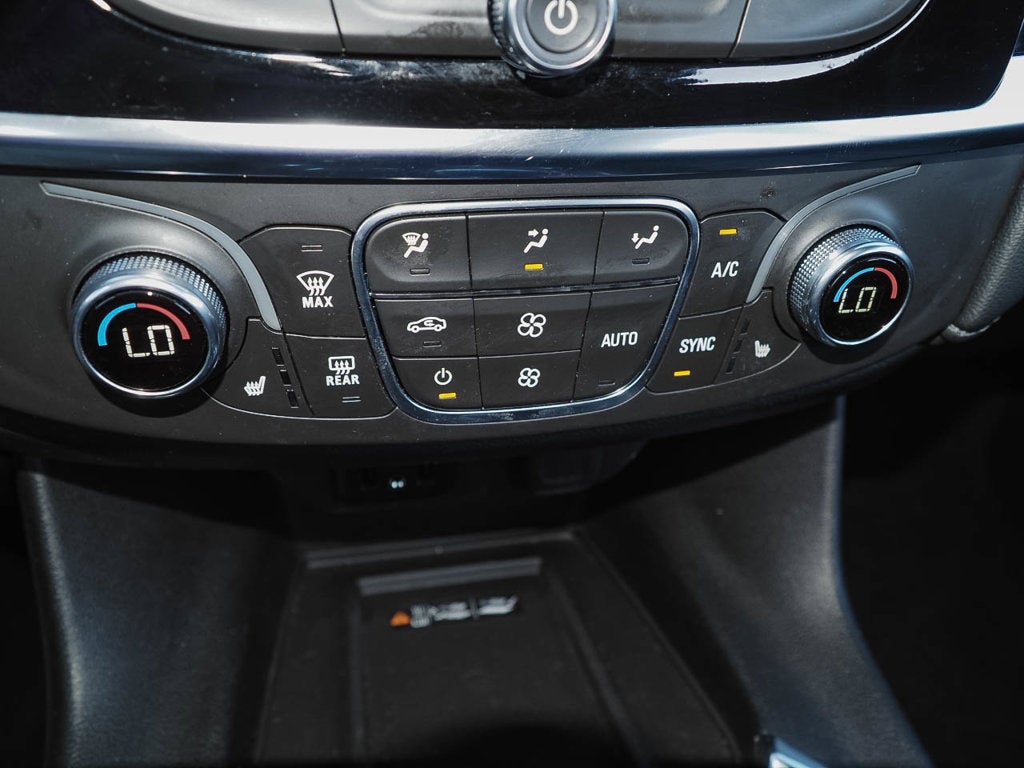 2024 Chevrolet Traverse Limited LT Cloth