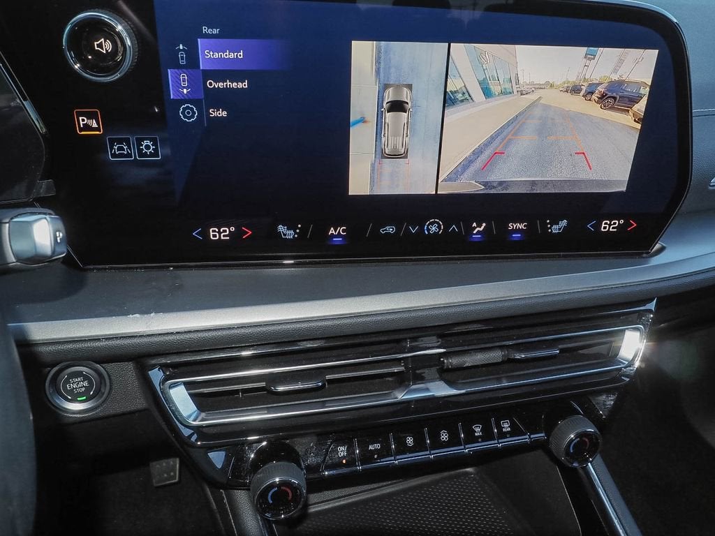 2024 Chevrolet Traverse LS