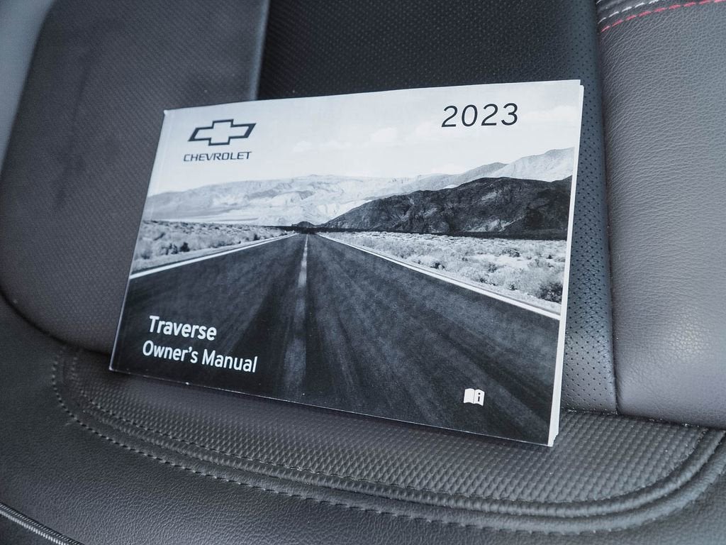 2023 Chevrolet Traverse RS