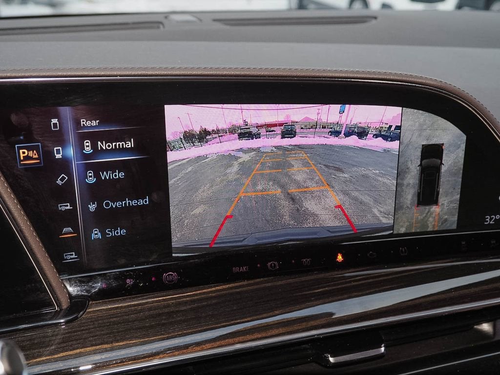 2022 Cadillac Escalade Sport