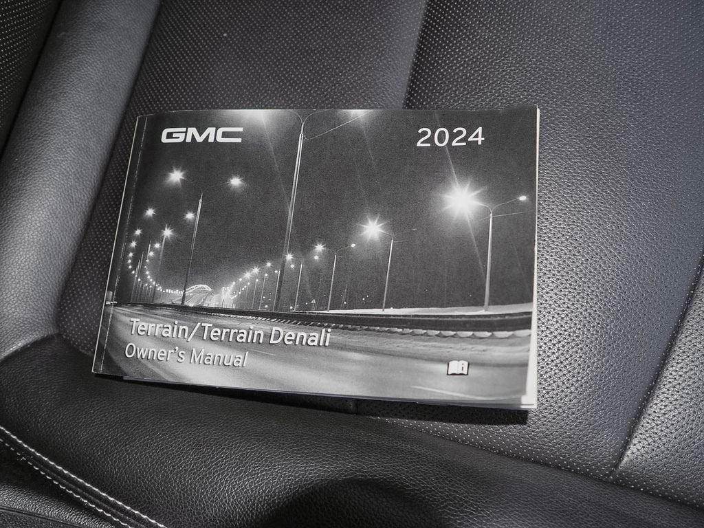 2024 GMC Terrain SLT