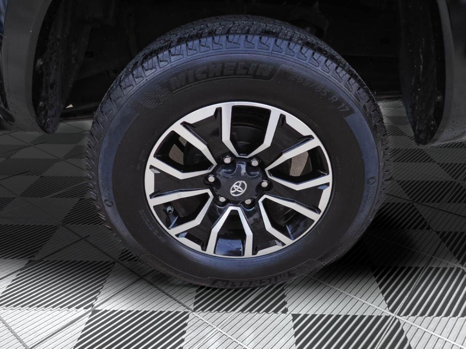 2020 Toyota Tacoma TRD Sport