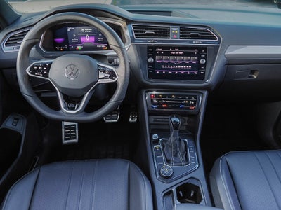 2022 Volkswagen Tiguan SE R-Line Black