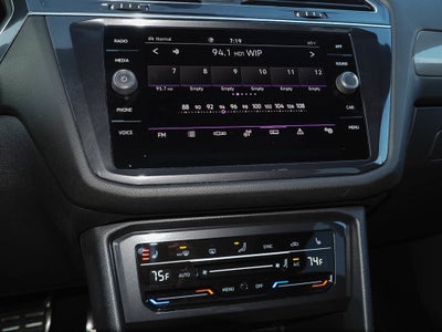2022 Volkswagen Tiguan SE R-Line Black