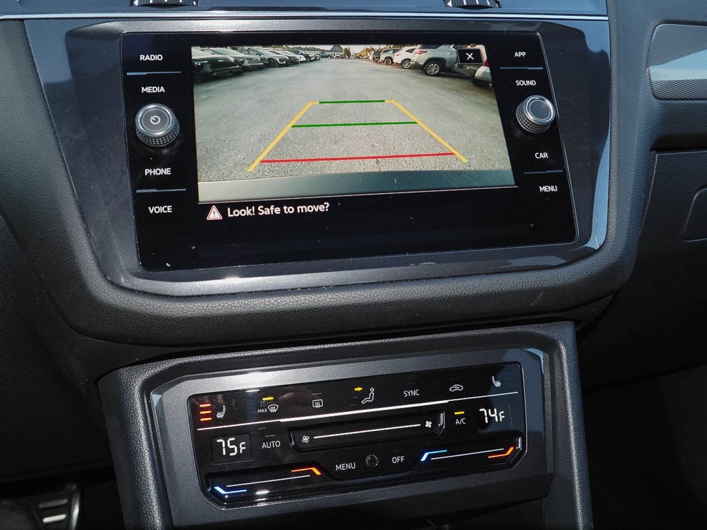 2022 Volkswagen Tiguan SE R-Line Black