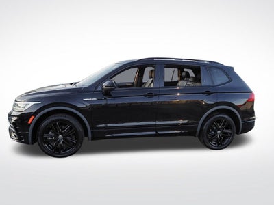 2022 Volkswagen Tiguan SE R-Line Black
