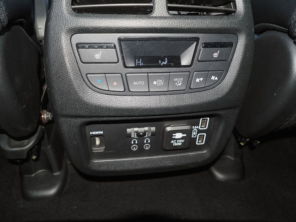 2022 Honda Pilot Touring 7-Passenger