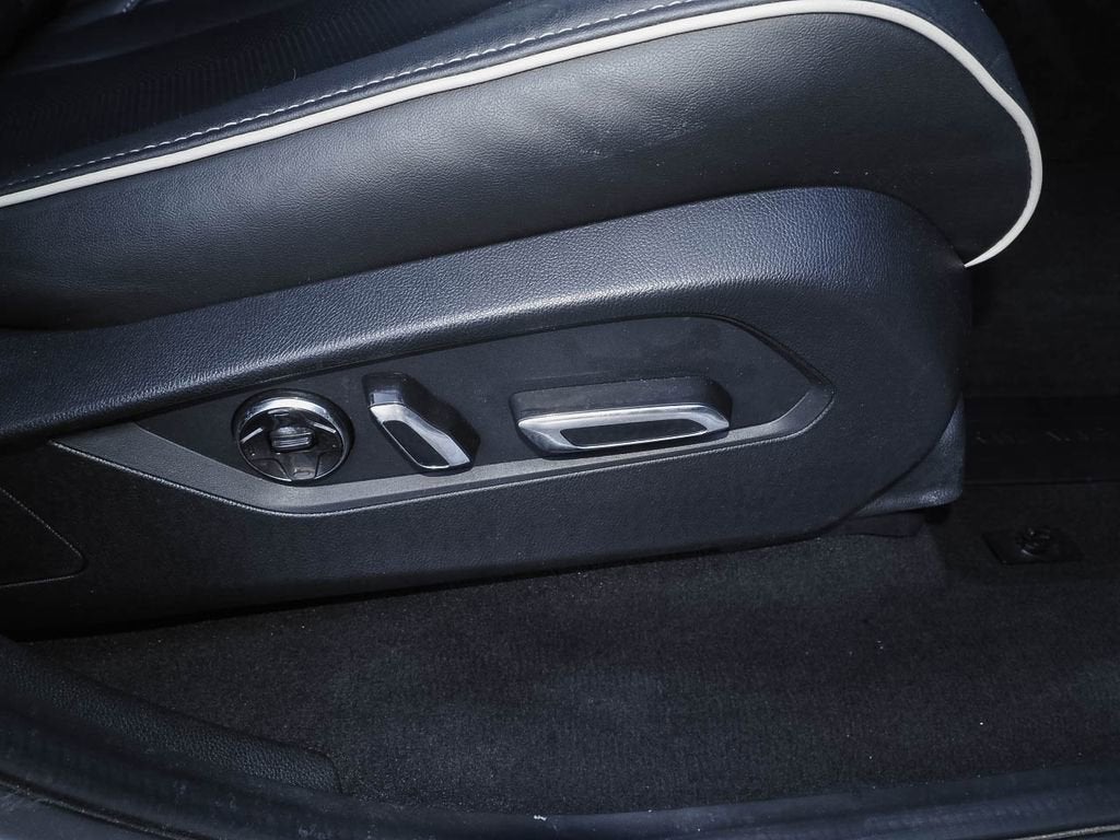 2023 Acura MDX w/Advance Package