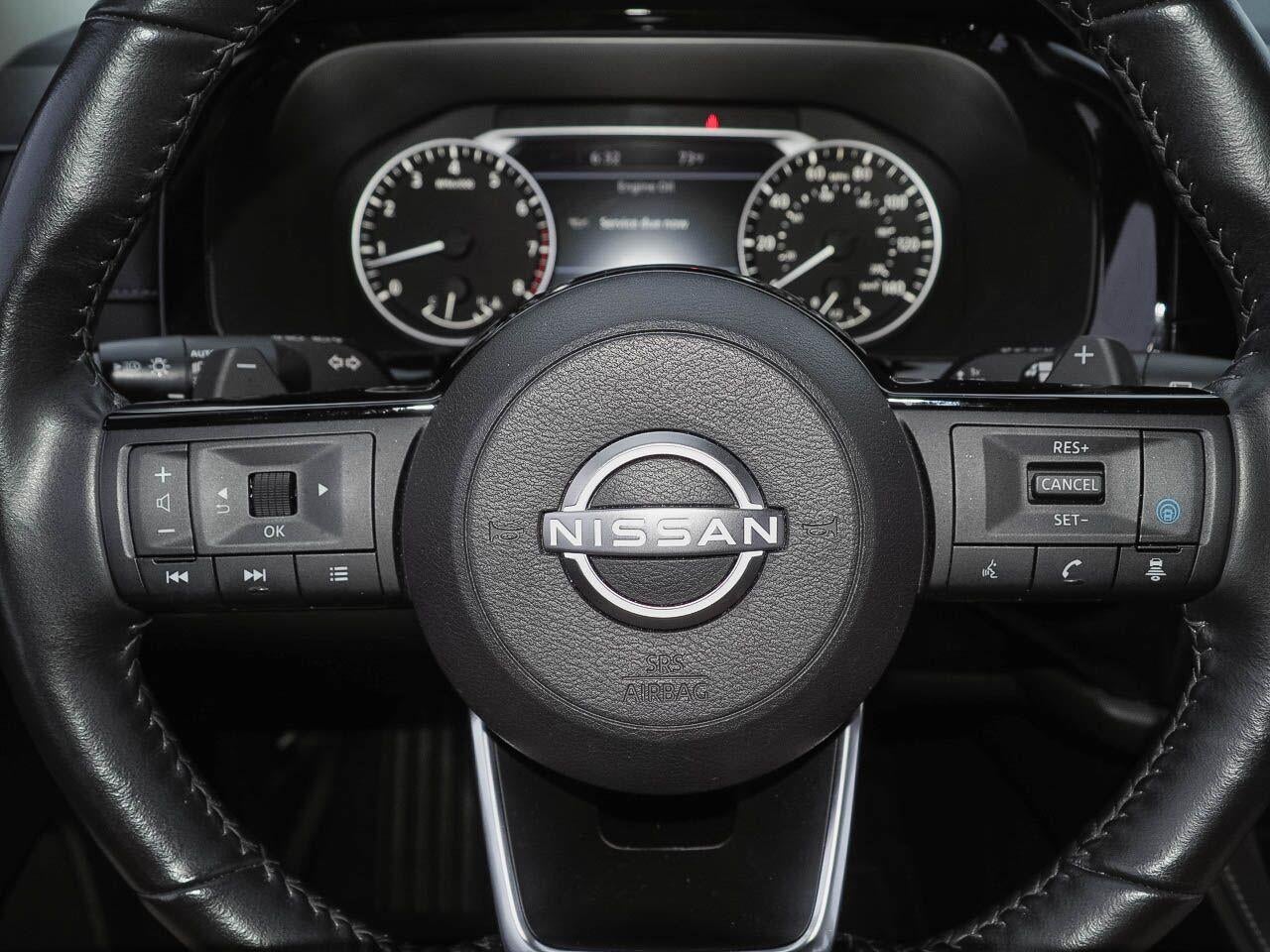 2023 Nissan Pathfinder SL 4WD