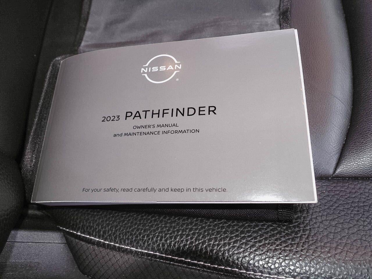 2023 Nissan Pathfinder SL 4WD