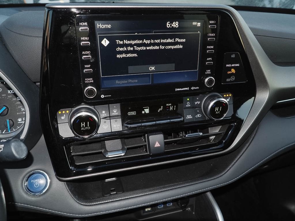 2022 Toyota Highlander Hybrid XLE