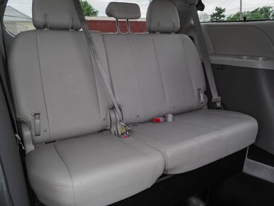 2019 Toyota Sienna XLE Auto Access Seat