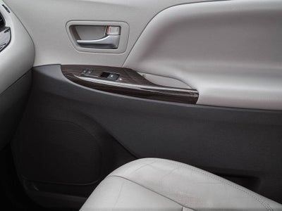 2019 Toyota Sienna XLE Auto Access Seat