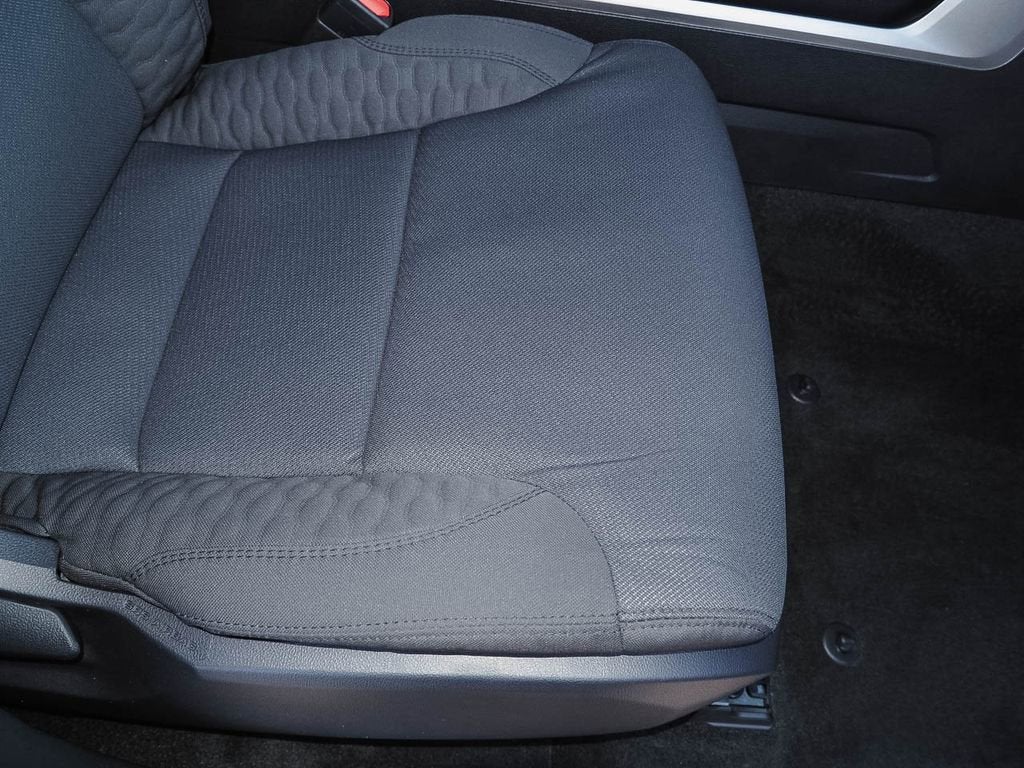 2025 Toyota Tundra SR5 - Photo 17
