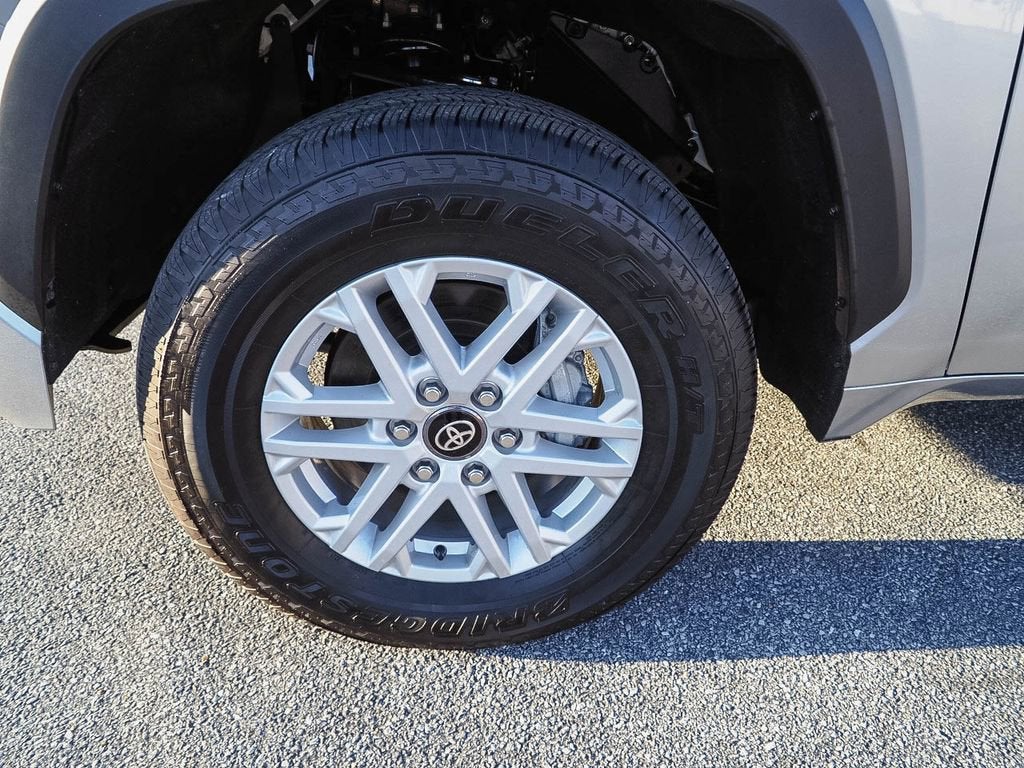 2025 Toyota Tundra SR5 - Photo 31