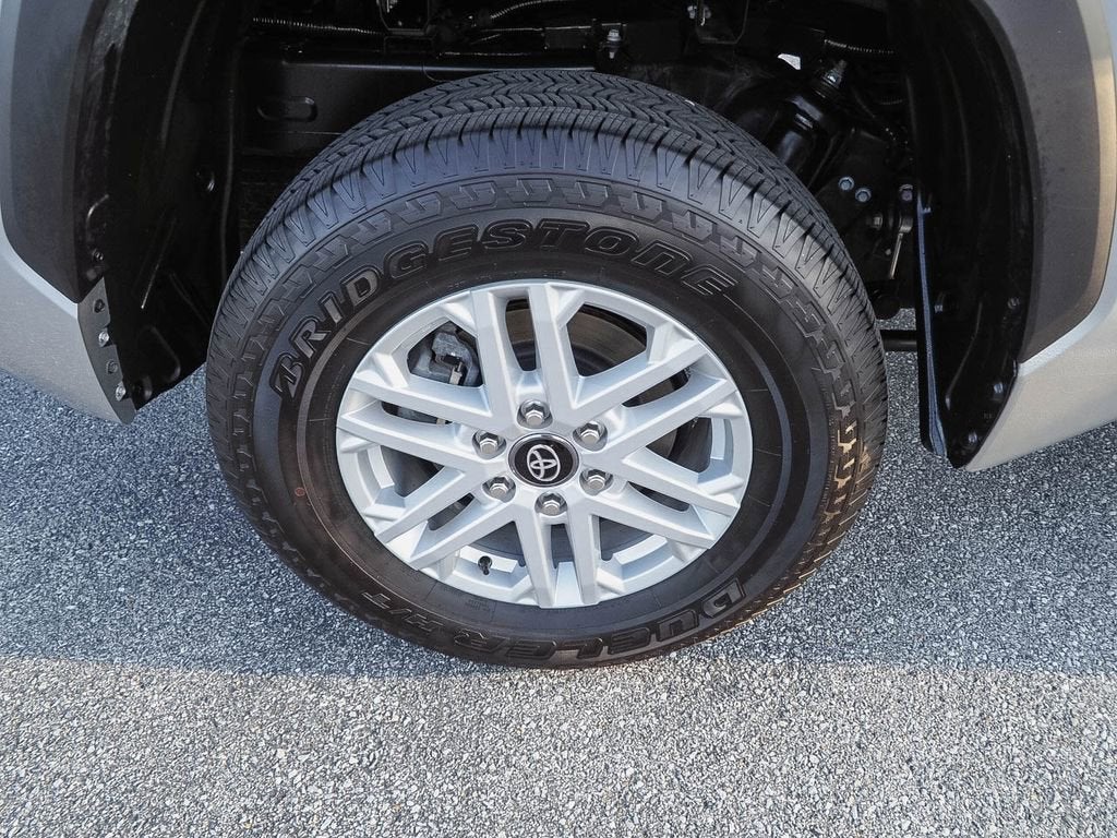 2025 Toyota Tundra SR5