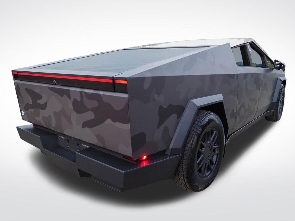 2024 Tesla Cybertruck Cyberbeast
