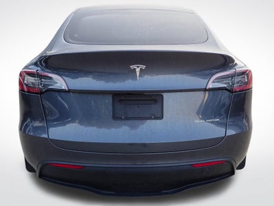 2022 Tesla Model Y Long Range Dual Motor All-Wheel Drive