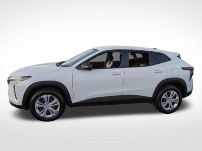 2025 Chevrolet Trax LS
