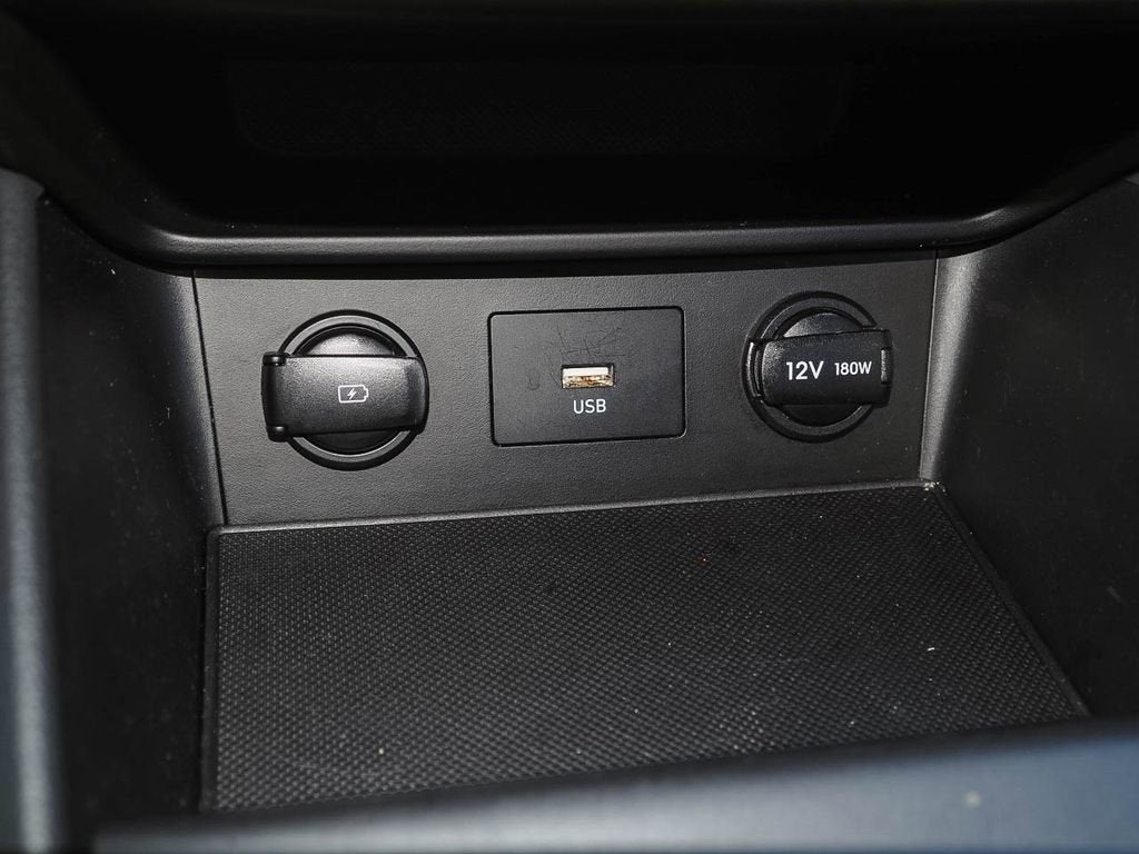 2022 Hyundai Kona SE