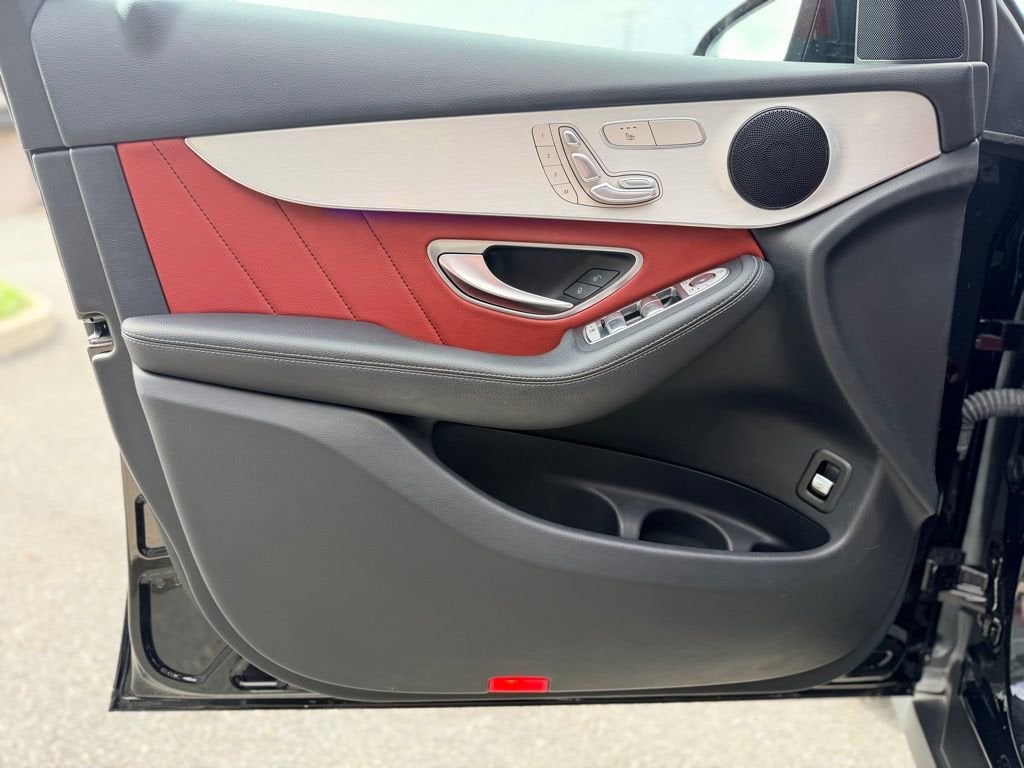 2022 Mercedes-Benz GLC GLC 300