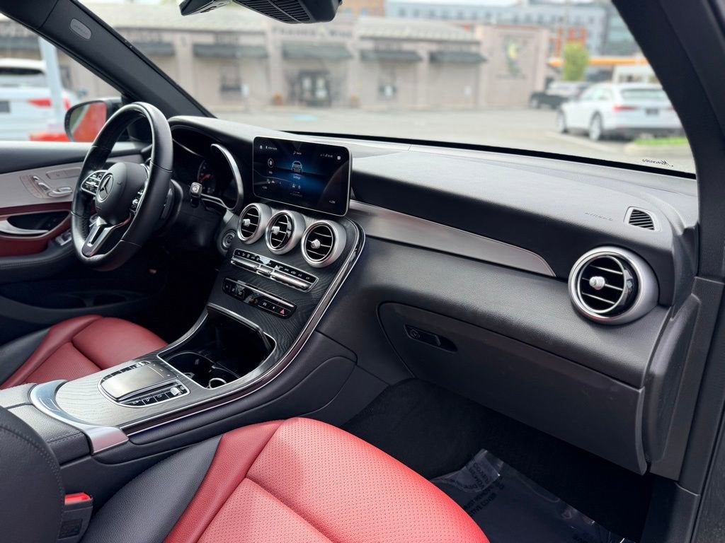 2022 Mercedes-Benz GLC GLC 300