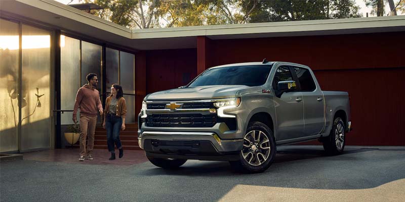 Chevrolet Silverado Front View