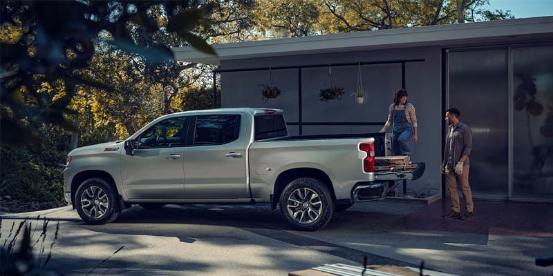 grey 2023 Chevrolet Silverado-1500 side view