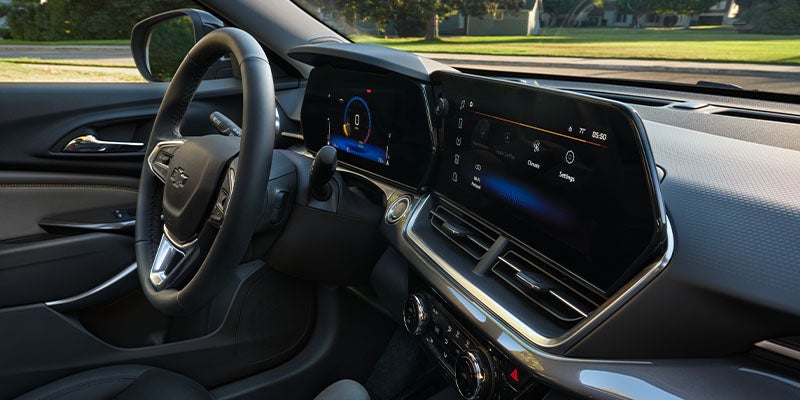 chevrolet trax infotainment photo